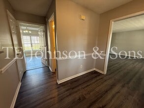 1550 Pecan Ln in Kernersville, NC - Building Photo - Building Photo