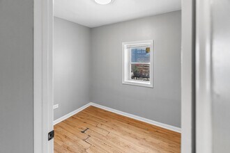 3336 W Potomac Ave in Chicago, IL - Building Photo - Building Photo
