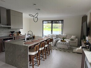 481 NE 194th Terrace in Miami, FL - Building Photo - Building Photo