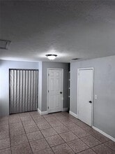 4136 Iberis Ln in Orlando, FL - Foto de edificio - Building Photo