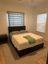 216 University Ave. in San Antonio, TX - Foto de edificio - Building Photo