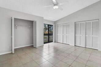 5105 Pier Dr in Greenacres, FL - Building Photo - Building Photo