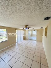 9130 Chatam Ln in Port Richey, FL - Building Photo - Building Photo