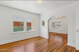 4116 Chester Ave in El Paso, TX - Building Photo - Building Photo