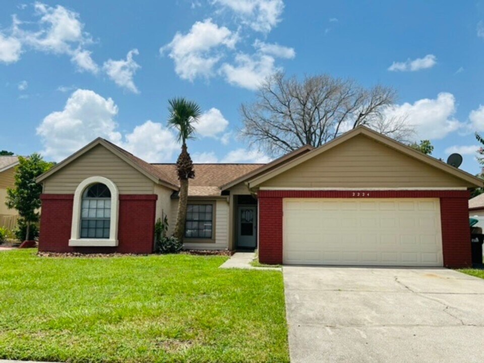 2224 Fairmont Cir in Orlando, FL - Building Photo