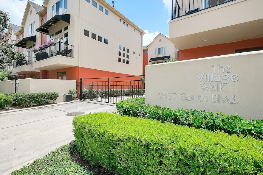 2437 South Blvd, Unit 2 in Houston, TX - Foto de edificio