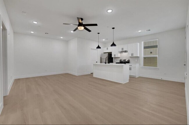 2613 Delafield St in Houston, TX - Building Photo - Building Photo