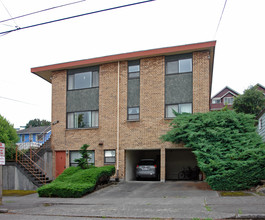 4301 Whitman Ave N in Seattle, WA - Building Photo - Building Photo