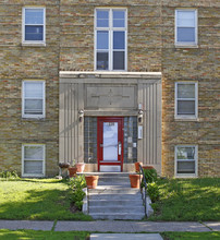 1339 Sherburne Ave in St. Paul, MN - Foto de edificio - Building Photo