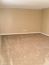 428 Cross Creek Ln in Knoxville, TN - Building Photo - Building Photo