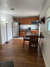 670 NW Treemont Ave, Unit 1 in Port St. Lucie, FL - Foto de edificio - Building Photo
