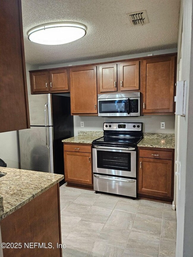 85 Debarry Ave in Orange Park, FL - Building Photo - Building Photo