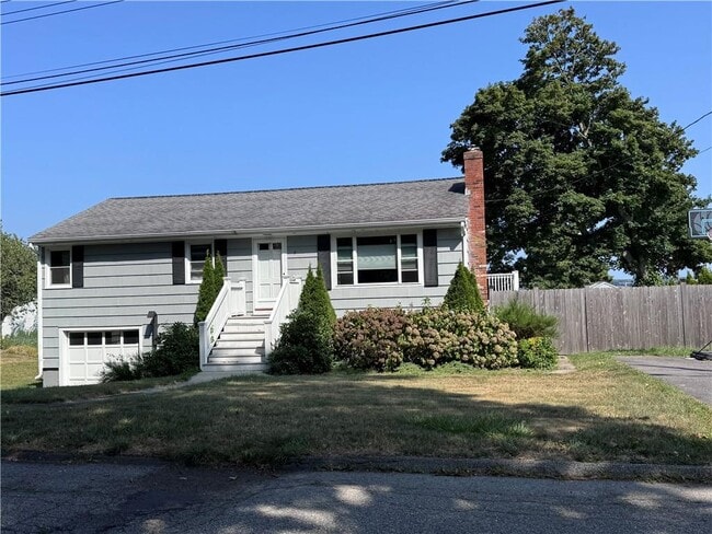 property at 3 Viking Dr