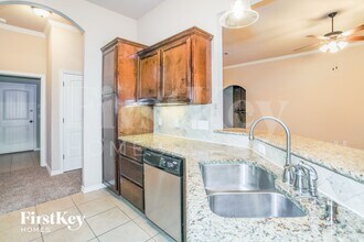 601 Apple Tree Ln in Moore, OK - Building Photo - Building Photo