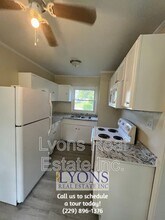 1805 Clover Dr in Valdosta, GA - Building Photo - Building Photo