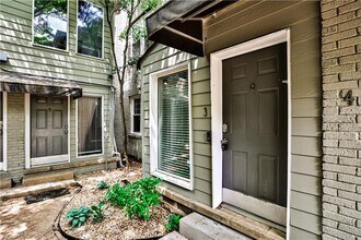864 Charles Allen Dr NE in Atlanta, GA - Building Photo - Building Photo