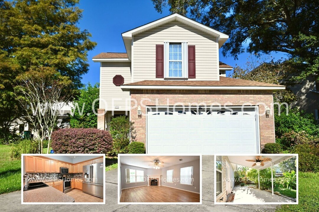 933 Scenic Oak Ln in Fort Walton Beach, FL - Building Photo