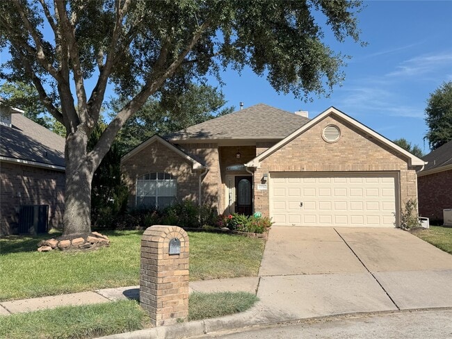 property at 13706 Naples Park Ln
