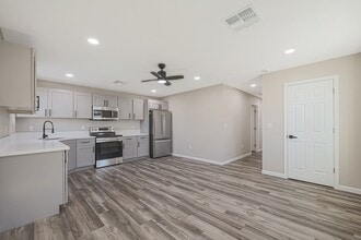 329 N 12th St in Phoenix, AZ - Building Photo - Building Photo