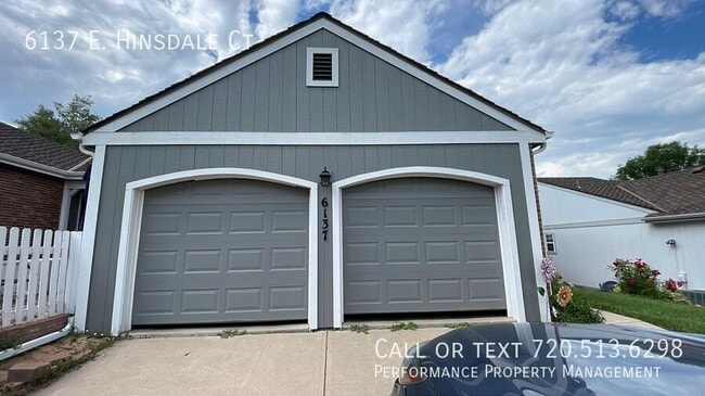 6137 E Hinsdale Ct in Centennial, CO - Building Photo - Building Photo