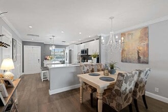 5400 Poppy Pl in Delray Beach, FL - Building Photo - Building Photo