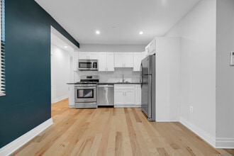 3101 Sherman Ave NW in Washington, DC - Building Photo - Building Photo