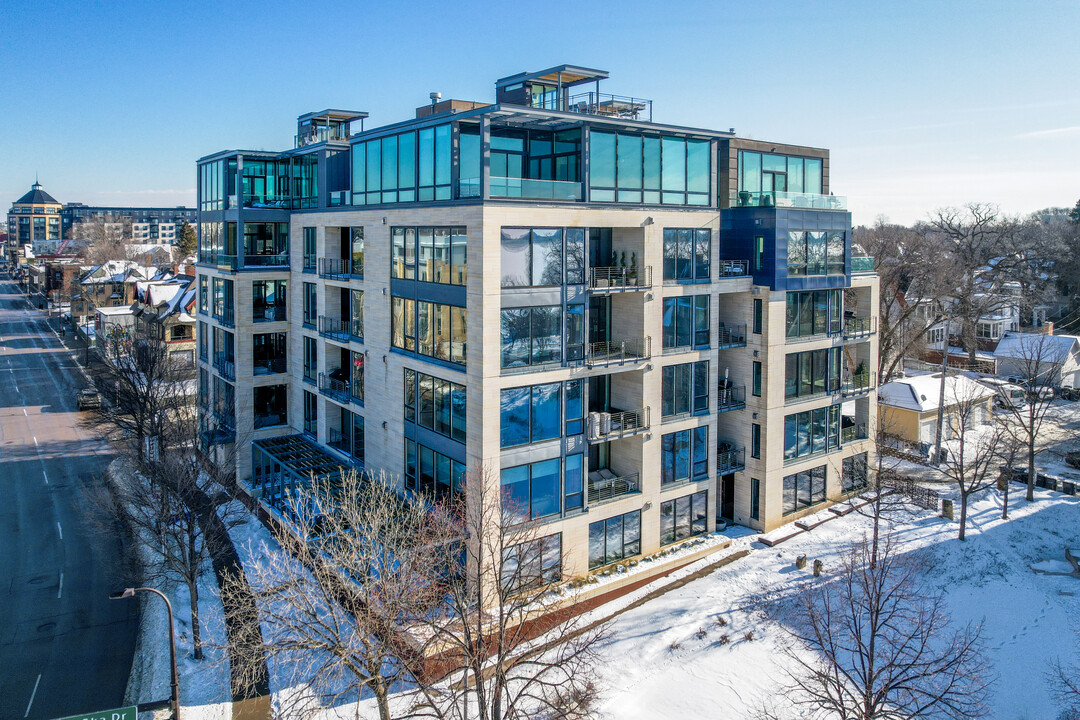 The Edgewater in Minneapolis, MN - Foto de edificio