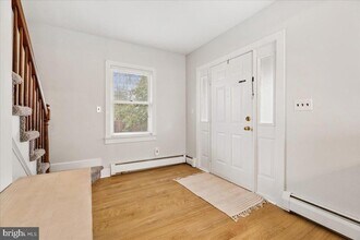 21 Heathcote Brook Rd, Unit 3606 in Kingston, NJ - Building Photo - Building Photo