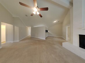 3551 Windmoor Dr in Katy, TX - Building Photo - Building Photo