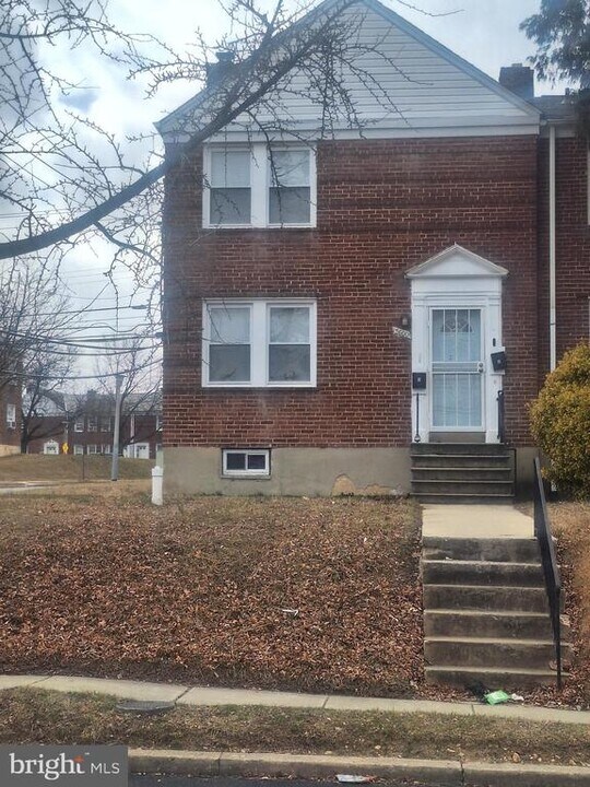 5600 Midwood Ave in Baltimore, MD - Foto de edificio