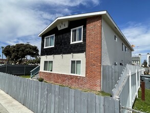 138-144 Elkwood Ave in Imperial Beach, CA - Building Photo - Building Photo