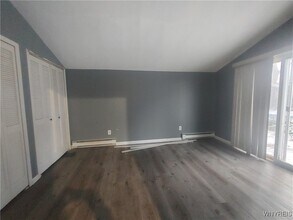 120 Chestnut St in Youngstown, NY - Building Photo - Building Photo