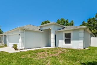 10113 Dean Chase Blvd in Orlando, FL - Building Photo - Building Photo