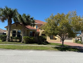 3703 Dockside Dr in Kissimmee, FL - Foto de edificio - Building Photo