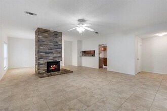 18 W Stony Bridge Ct in Spring, TX - Building Photo - Building Photo