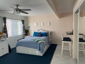 10061 San Juan Ct in Fountain Valley, CA - Building Photo