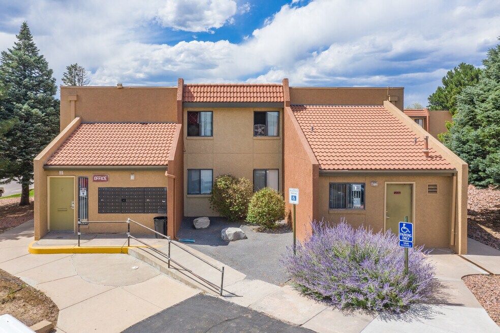Bellaire Ranch Apartments and Nearby Colorado Springs Apartments For