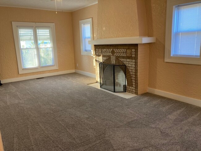1824 Elsmere Ave, Unit #1 in Dayton, OH - Building Photo - Building Photo