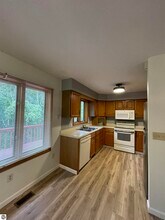 4227 Summerhill Rd in Traverse City, MI - Building Photo - Building Photo