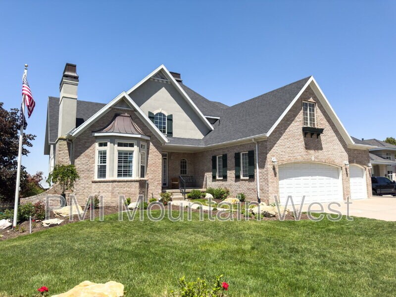 49 E Fairway Dr in North Salt Lake, UT - Building Photo