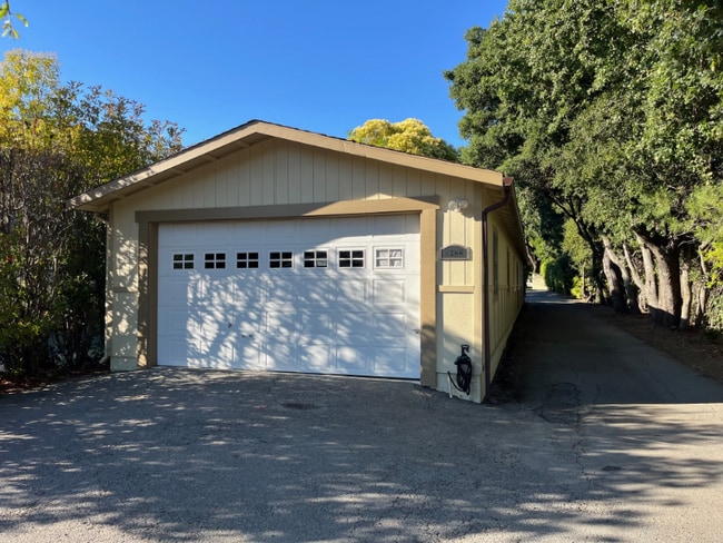 property at 1822 Virginia Ave
