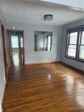 402 Hamilton Blvd in Kenmore, NY - Building Photo - Building Photo