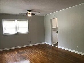 1232 Carter St in Columbia, SC - Foto de edificio - Building Photo