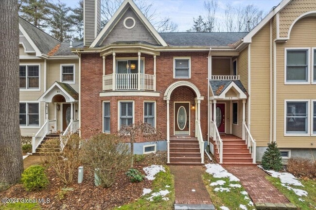 property at 19 Sarazen St