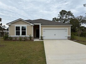19 Pine Crest Ln in Palm Coast, FL - Building Photo