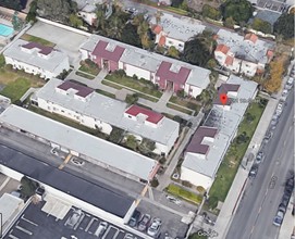 Knott Townhouses in Buena Park, CA - Building Photo - Building Photo