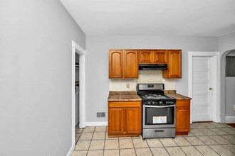 46 Corona St, Unit 3 in Boston, MA - Building Photo - Building Photo