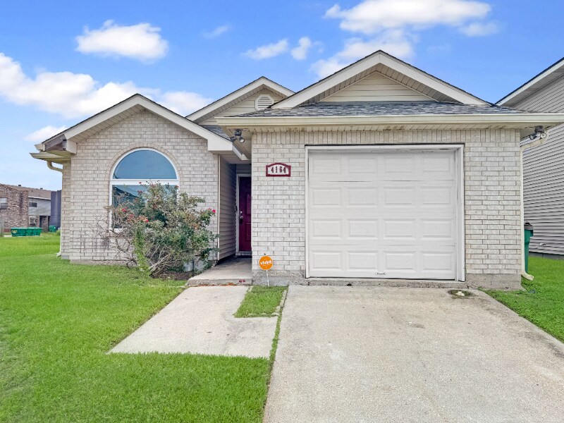 4164 Lac du Bay Dr in Harvey, LA - Building Photo