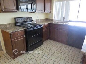 2204 Cherokee Rd in Valrico, FL - Building Photo - Building Photo