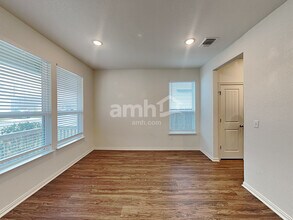 2714 Brogan Crk in Canyon Lake, TX - Building Photo - Building Photo
